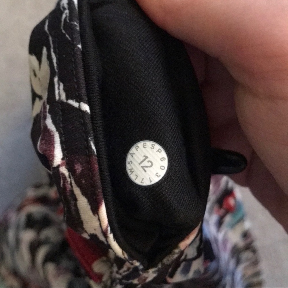 Lululemon Leggings 💕 - Picture 3 of 3